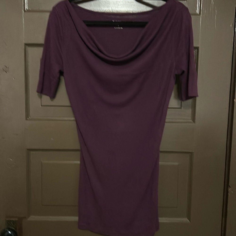 Sexy basic by Express; small
